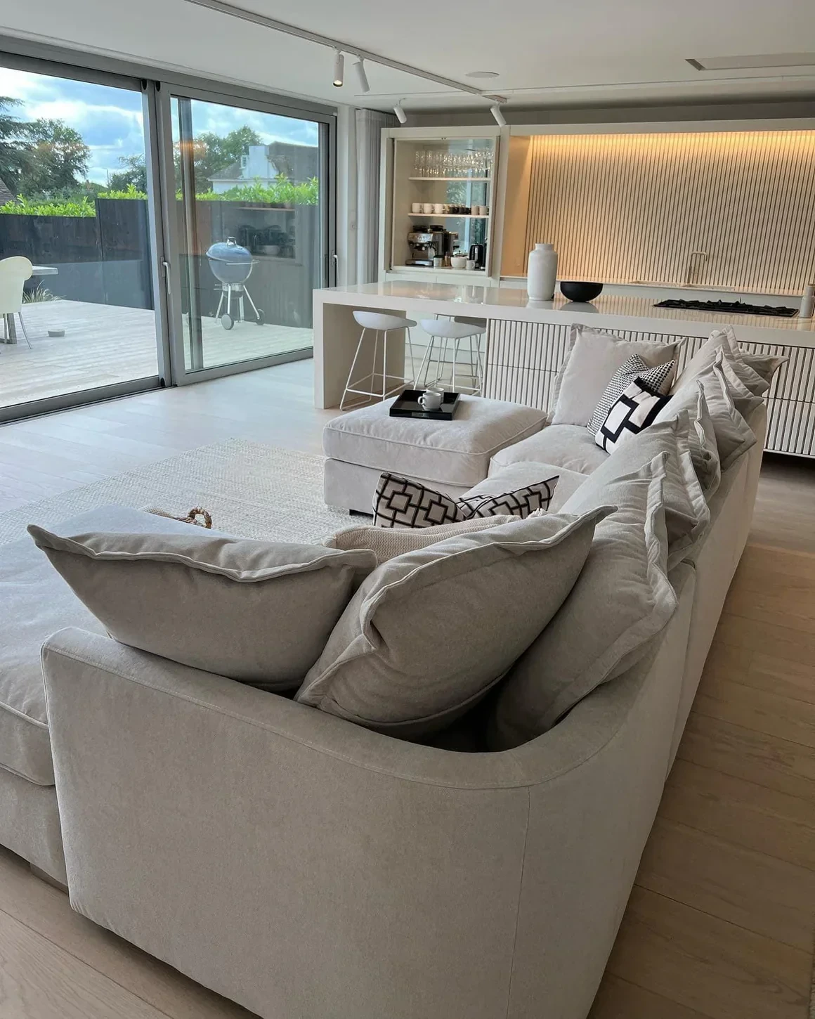 Bishop Cream U Shape Corner Sofa – High Back Luxury Sofa